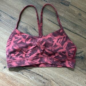 Lululemon Flow Y Nulu Light Support Sports Bra